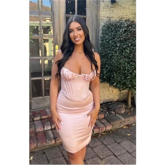 HOUSE OF CB 'Alma' Blush Pink Satin Corset Midi Dress NWOT size XS - Picture 1 of 9